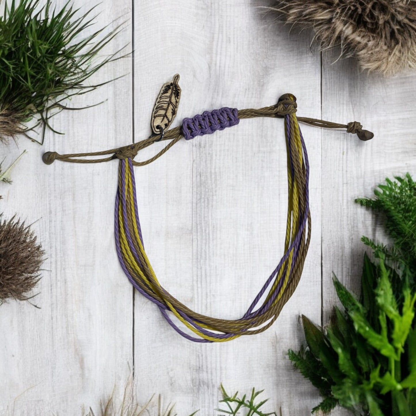 FEATHER BOHO BRACELET