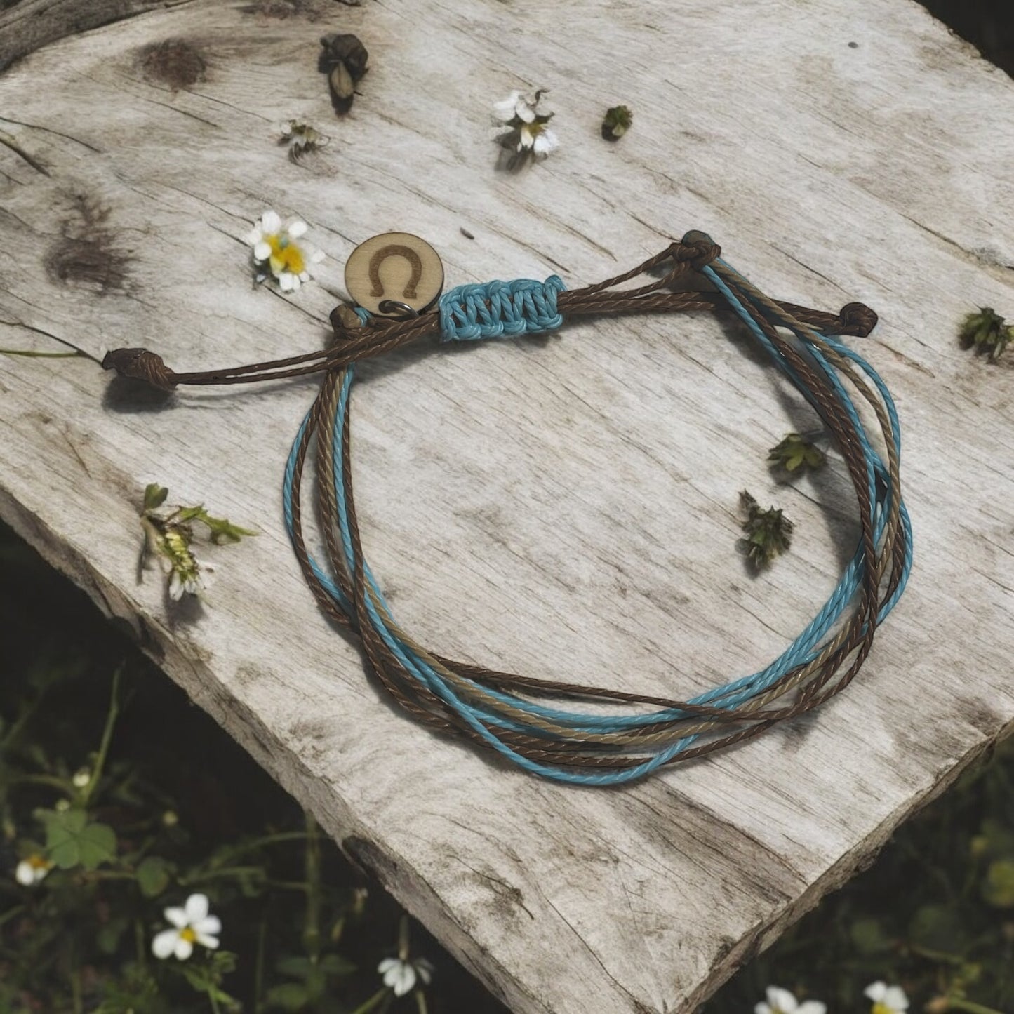 HORSESHOE BRACELET