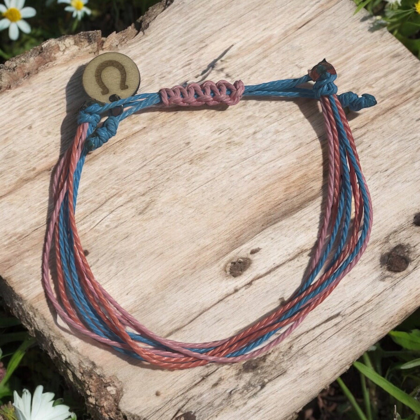 HORSESHOE BRACELET
