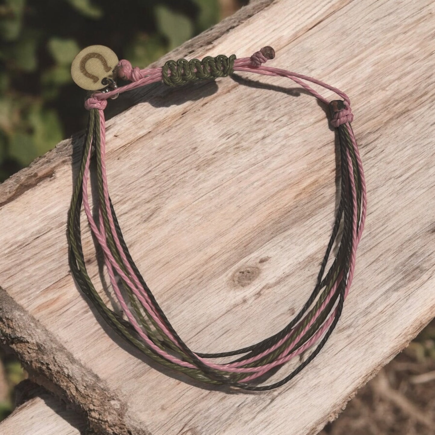 HORSESHOE BRACELET
